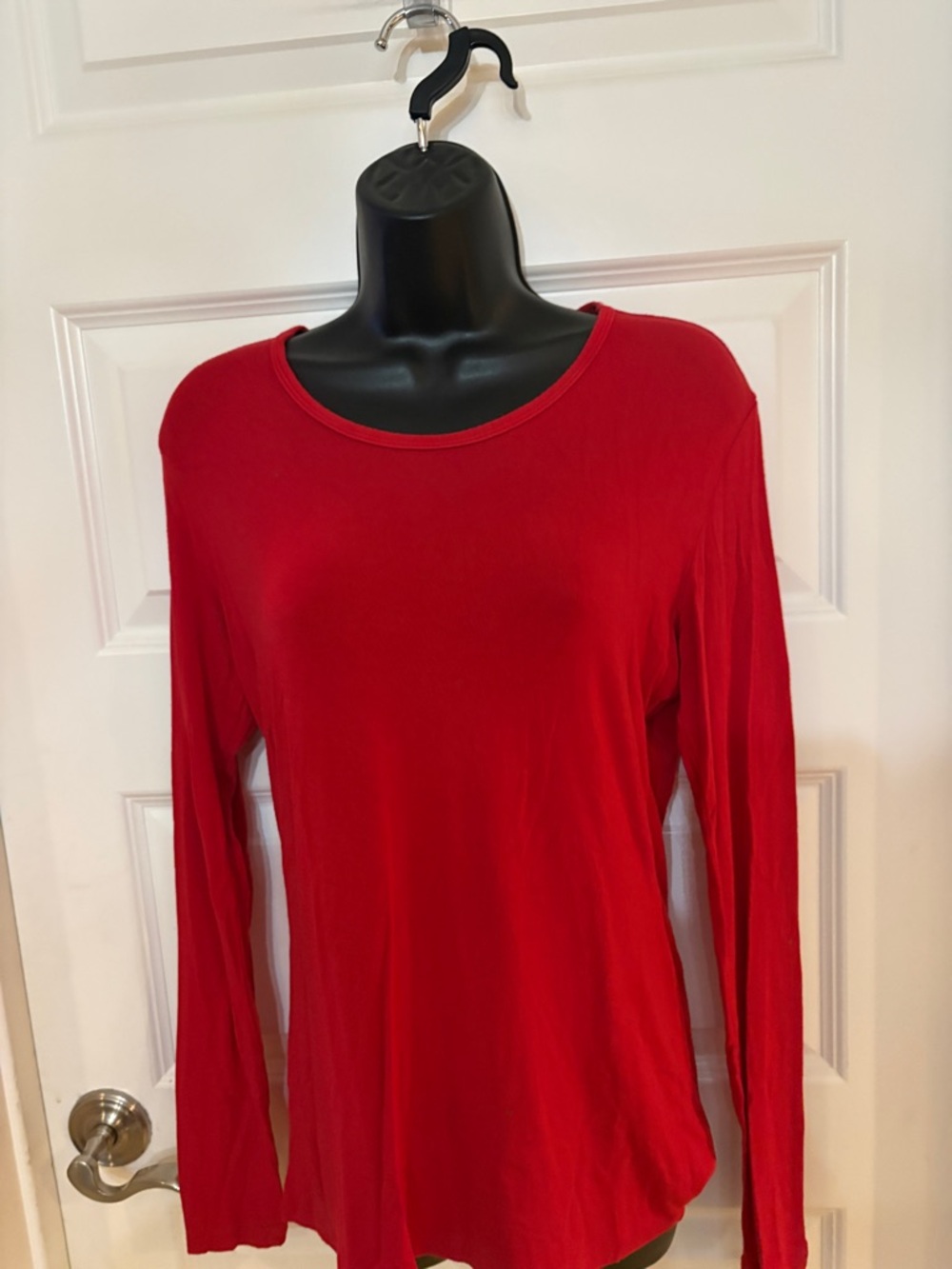 Cherokee Red Long Sleeve Crew Neck Top